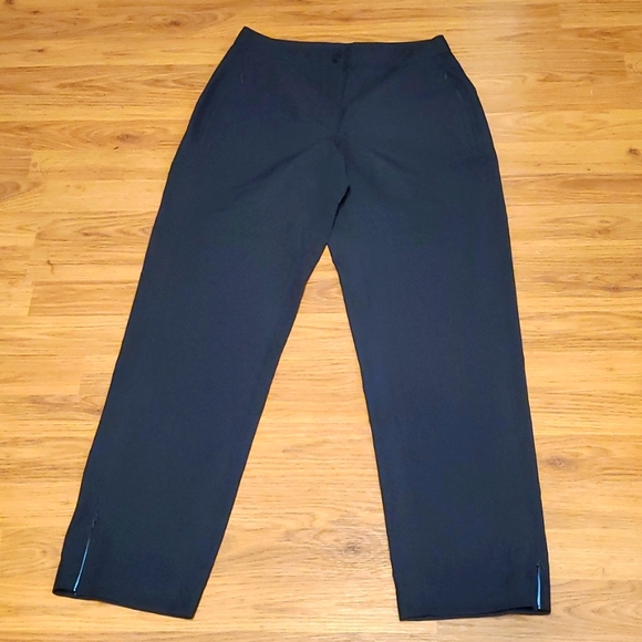Nice casual pants by L.L.Bean - Picture 1 of 5